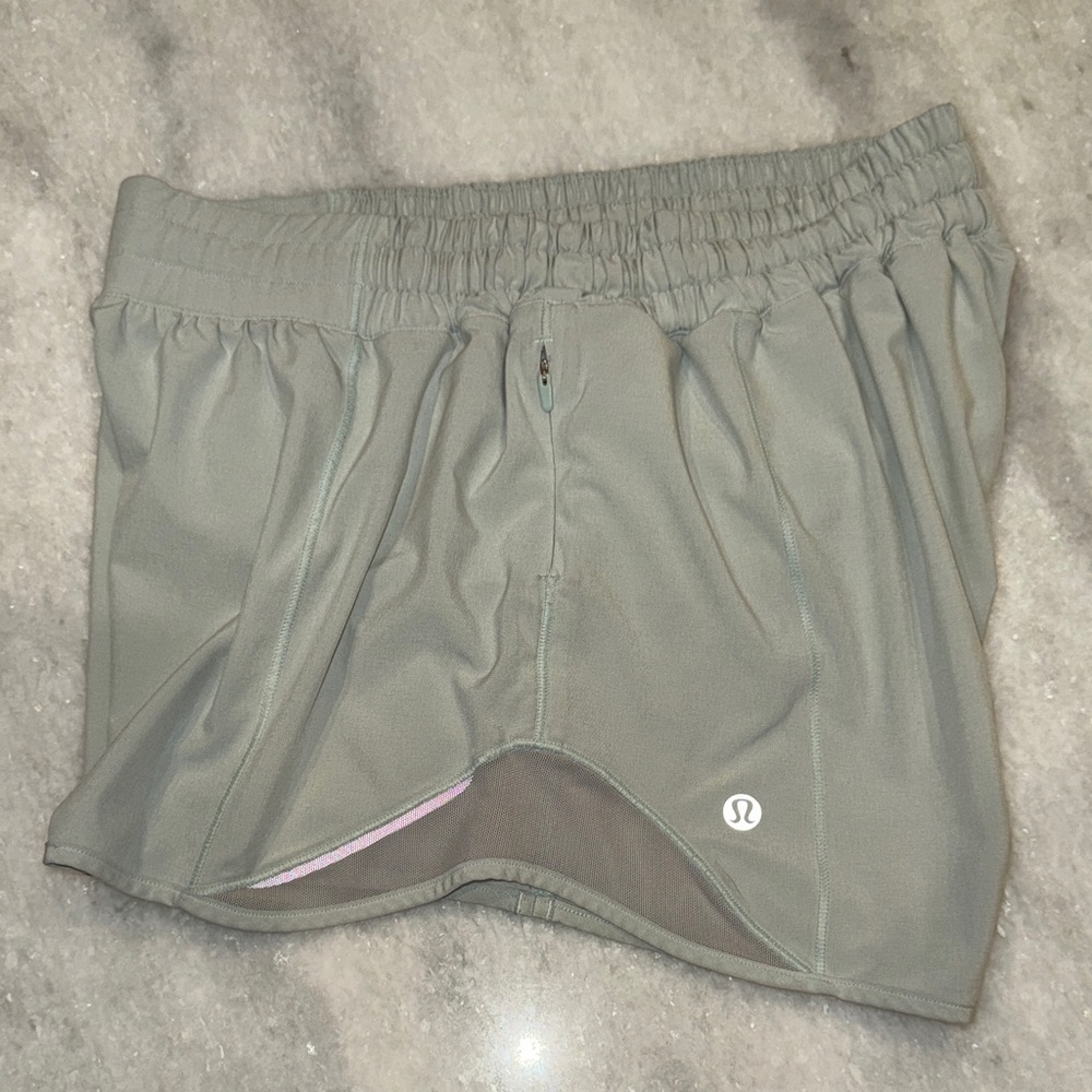lululemon athletica Women's hotty hot mint green running Athletic Shorts tall - Picture 3 of 15